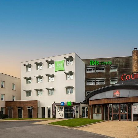 Ibis Styles Pontivy Centre Bretagne Otel Dış mekan fotoğraf