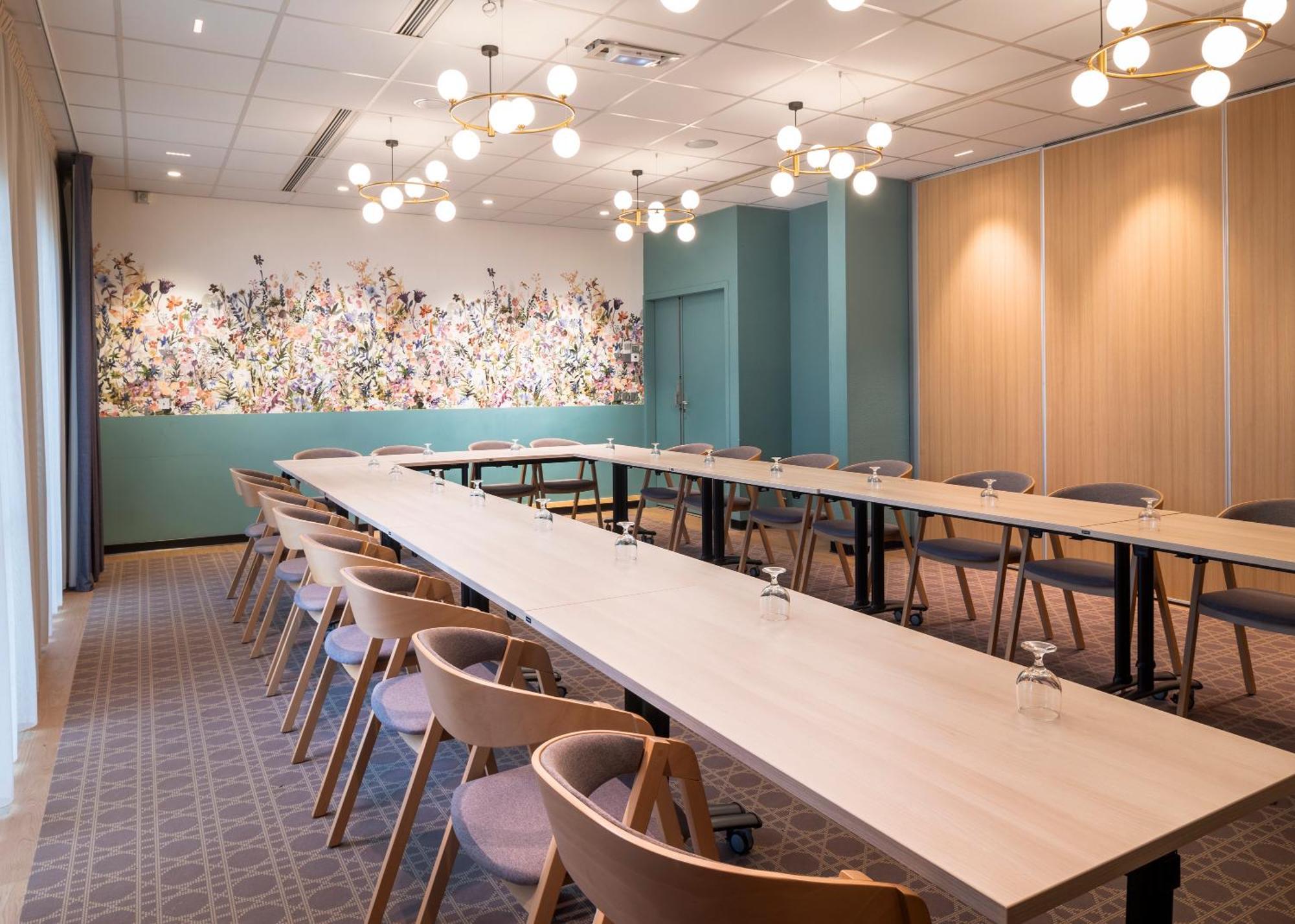 Ibis Styles Pontivy Centre Bretagne Otel Dış mekan fotoğraf
